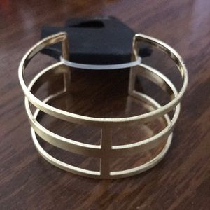 NWT Gold Bracelet